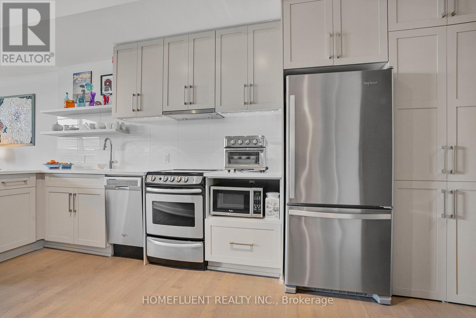 305 - 10 Rosemount Avenue, Ottawa, Ontario  K1Y 4G9 - Photo 7 - X12429258