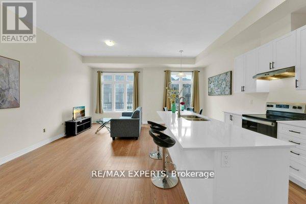 87 De La Roche Drive N, Vaughan, Ontario  L4L 1A6 - Photo 15 - N12429076