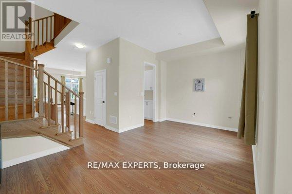 87 De La Roche Drive N, Vaughan, Ontario  L4L 1A6 - Photo 31 - N12429076