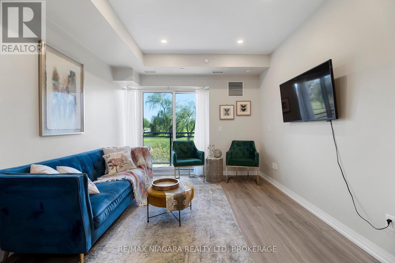 130 - 50 Herrick Avenue, St. Catharines, Ontario  L2P 0G3 - Photo 6 - X12429135
