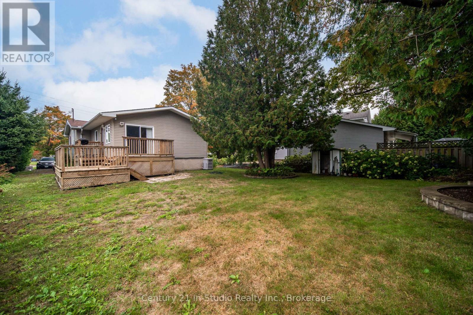 359 High Street, Saugeen Shores, Ontario  N0H 2L0 - Photo 3 - X12429139