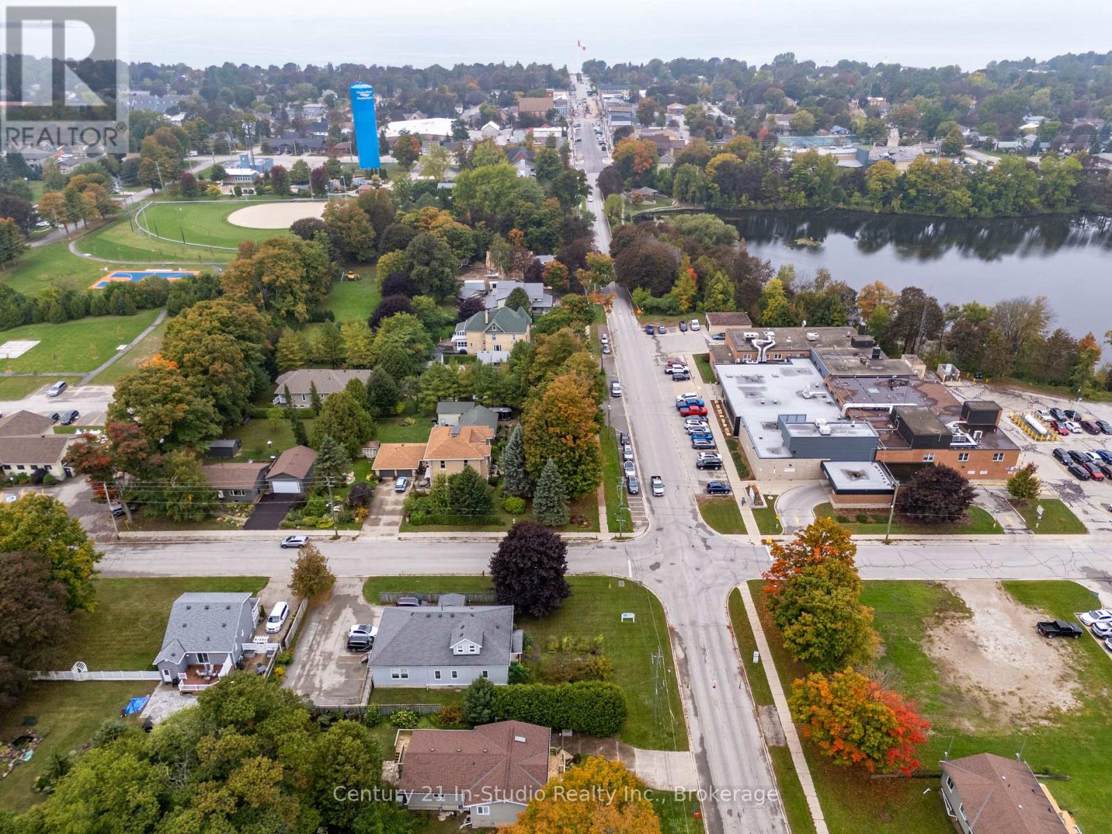 359 High Street, Saugeen Shores, Ontario  N0H 2L0 - Photo 32 - X12429139