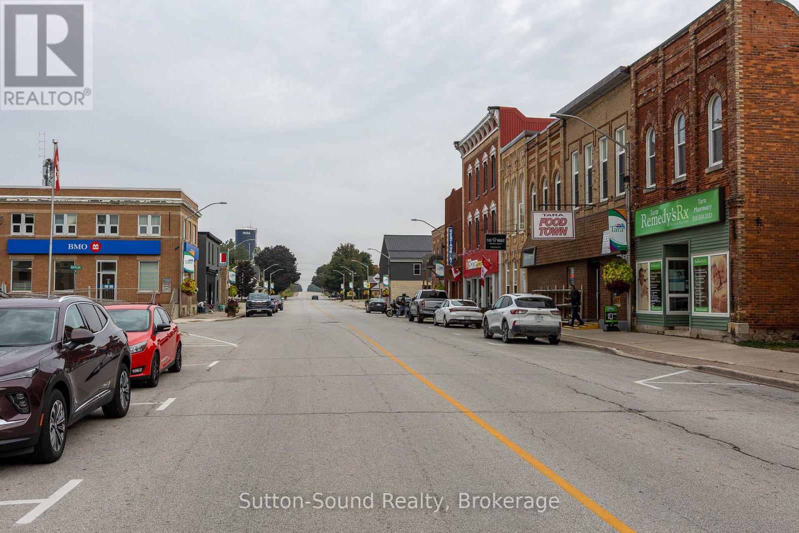 10 Yonge Street N, Arran-Elderslie, Ontario  N0H 2N0 - Photo 40 - X12429237