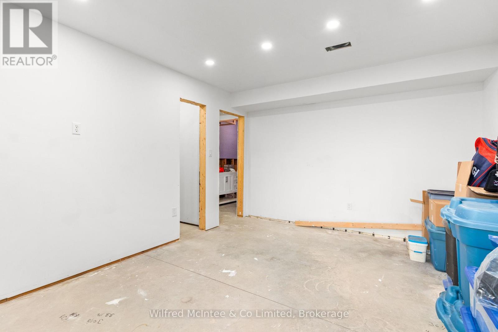 22 Nyah Court, Kincardine, Ontario  N0G 2T0 - Photo 29 - X12429243