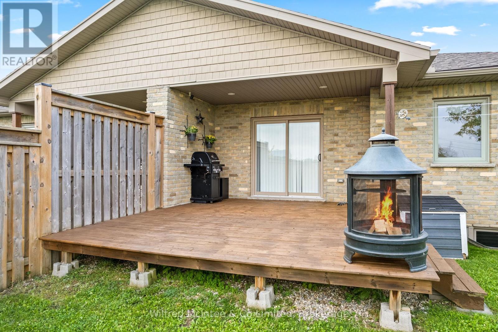 22 Nyah Court, Kincardine, Ontario  N0G 2T0 - Photo 31 - X12429243