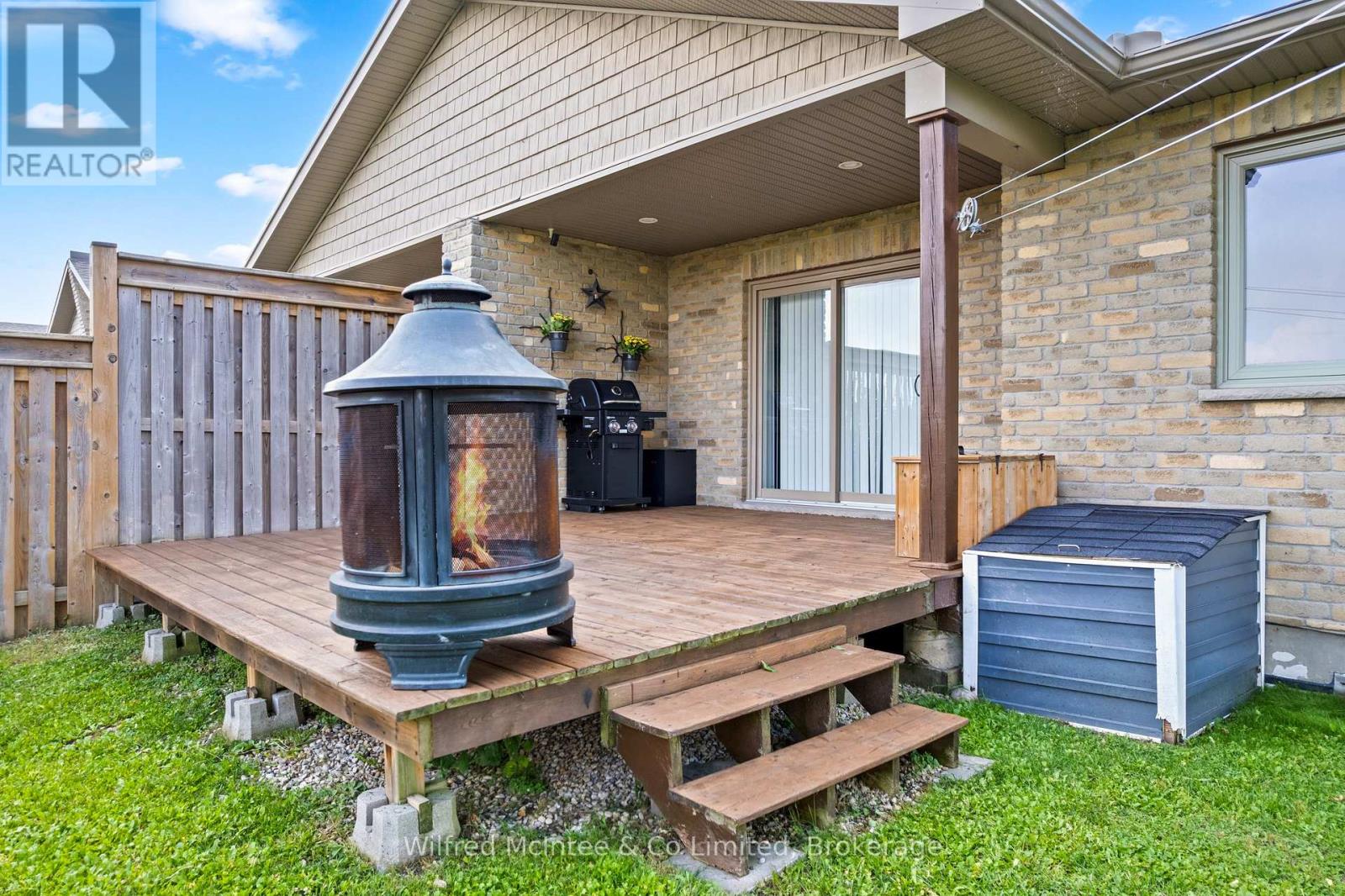 22 Nyah Court, Kincardine, Ontario  N0G 2T0 - Photo 32 - X12429243