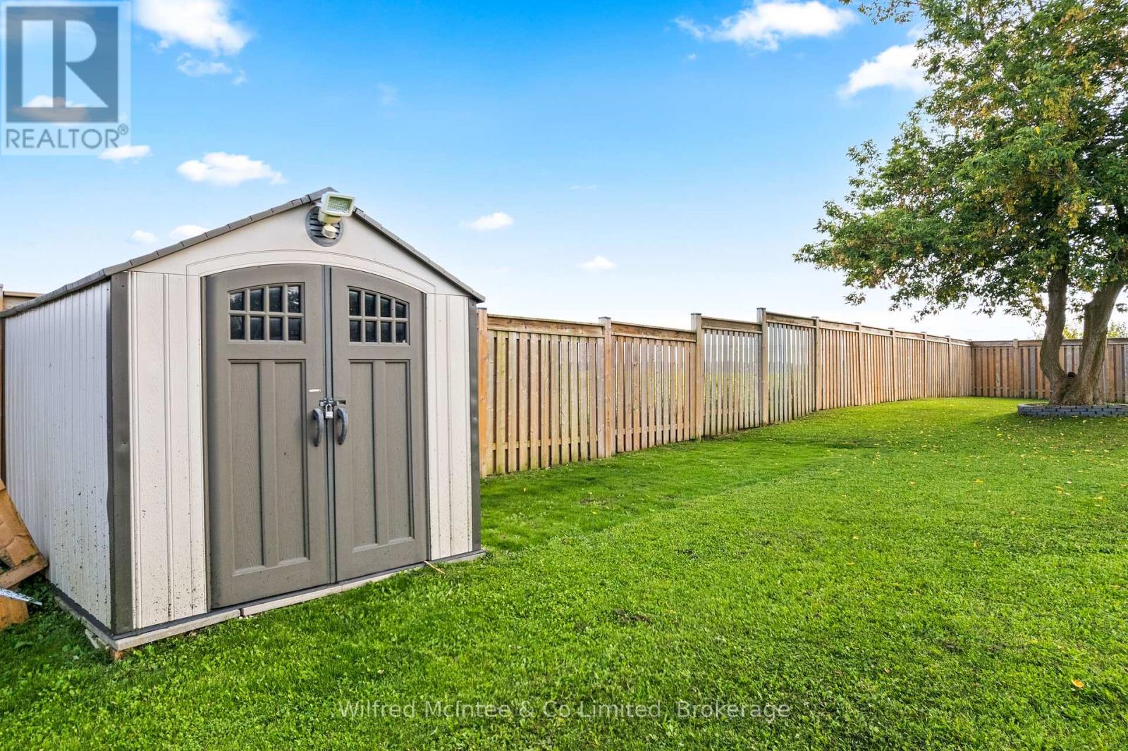 22 Nyah Court, Kincardine, Ontario  N0G 2T0 - Photo 34 - X12429243