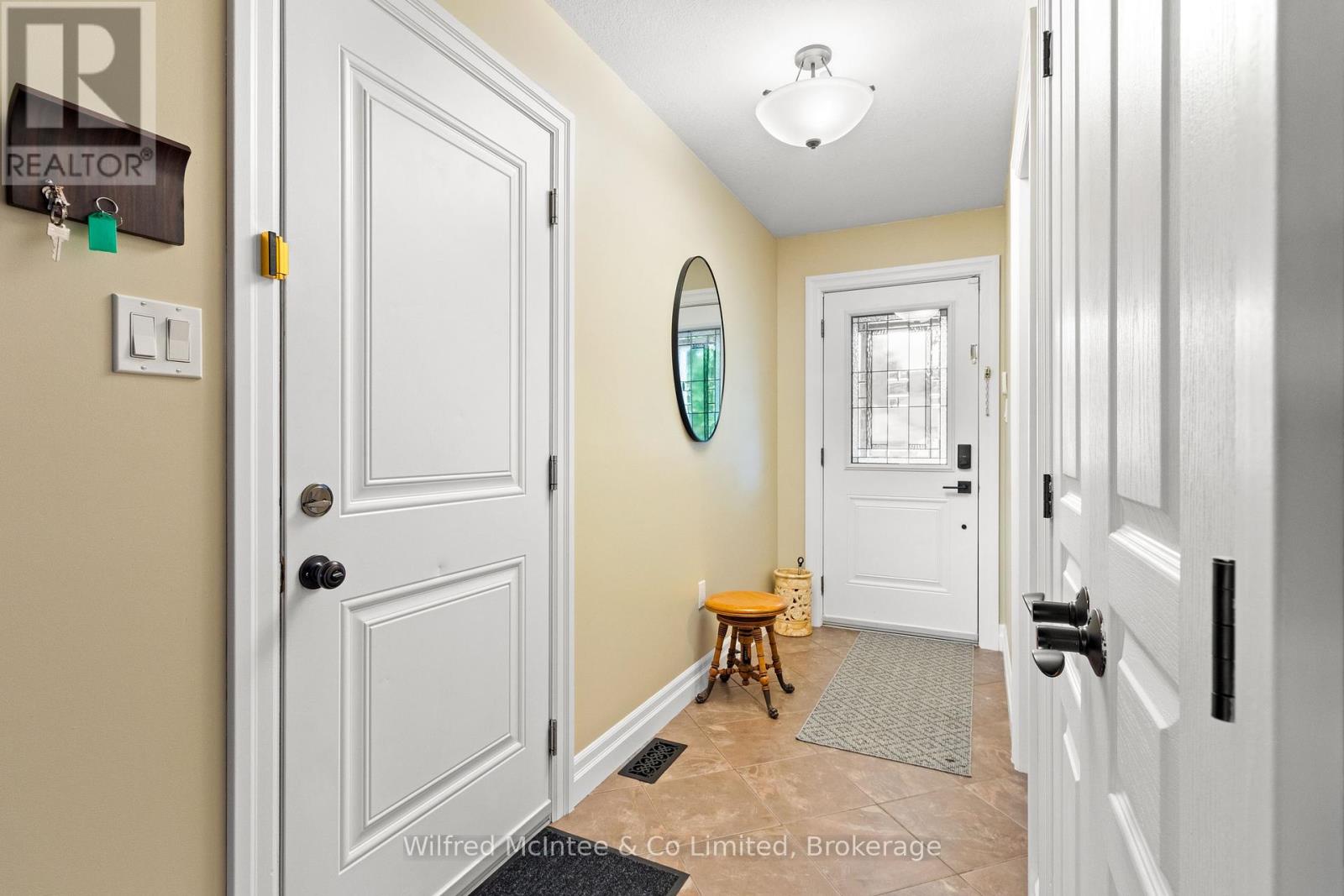 22 Nyah Court, Kincardine, Ontario  N0G 2T0 - Photo 7 - X12429243