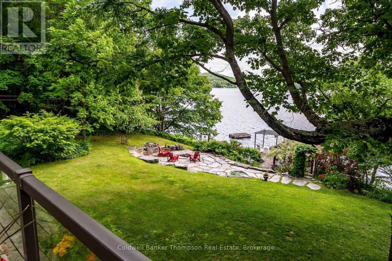 54 Rowan Drive, Huntsville, Ontario  P1H 2J2 - Photo 16 - X12429261
