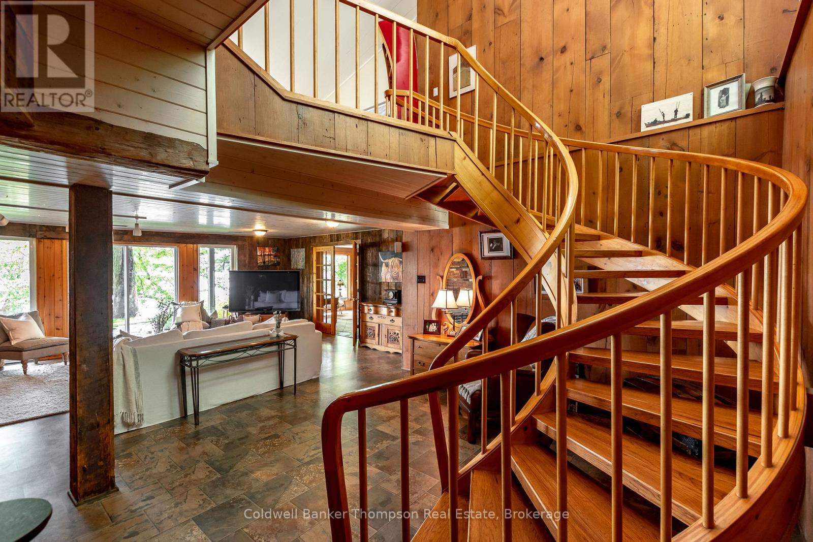 54 Rowan Drive, Huntsville, Ontario  P1H 2J2 - Photo 23 - X12429261