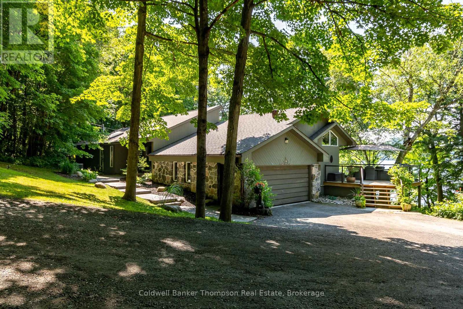 54 Rowan Drive, Huntsville, Ontario  P1H 2J2 - Photo 36 - X12429261