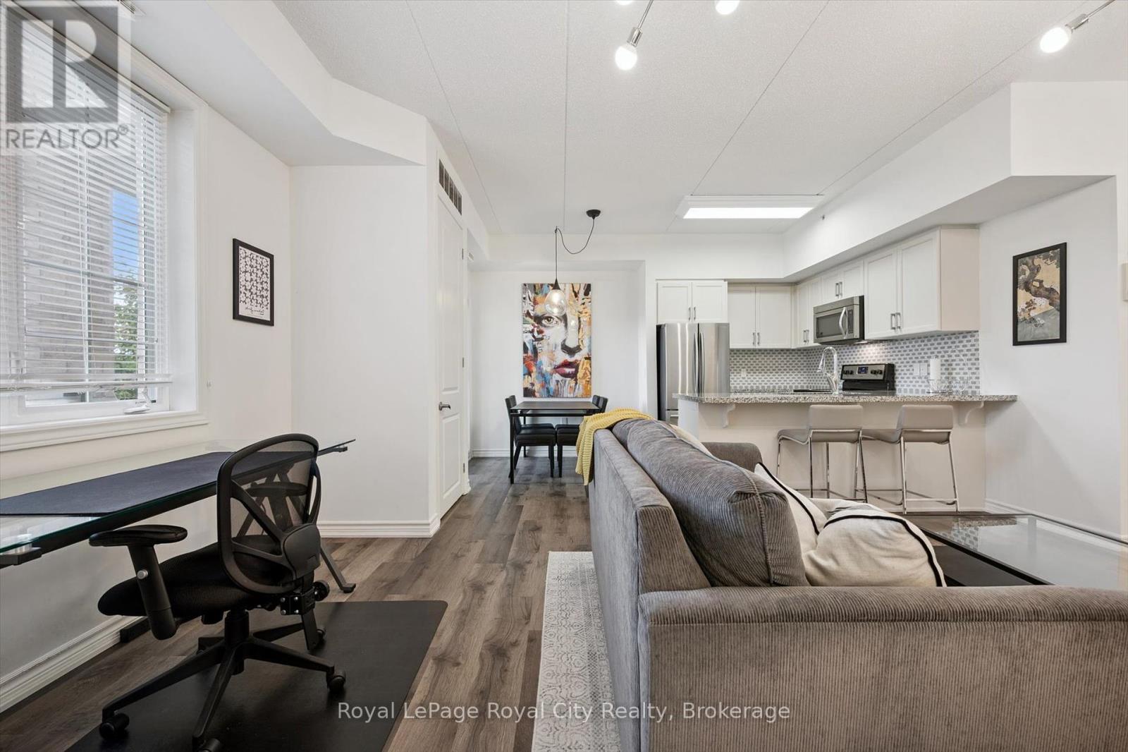 228 - 1077 Gordon Street, Guelph, Ontario  N1G 0E3 - Photo 11 - X12429262