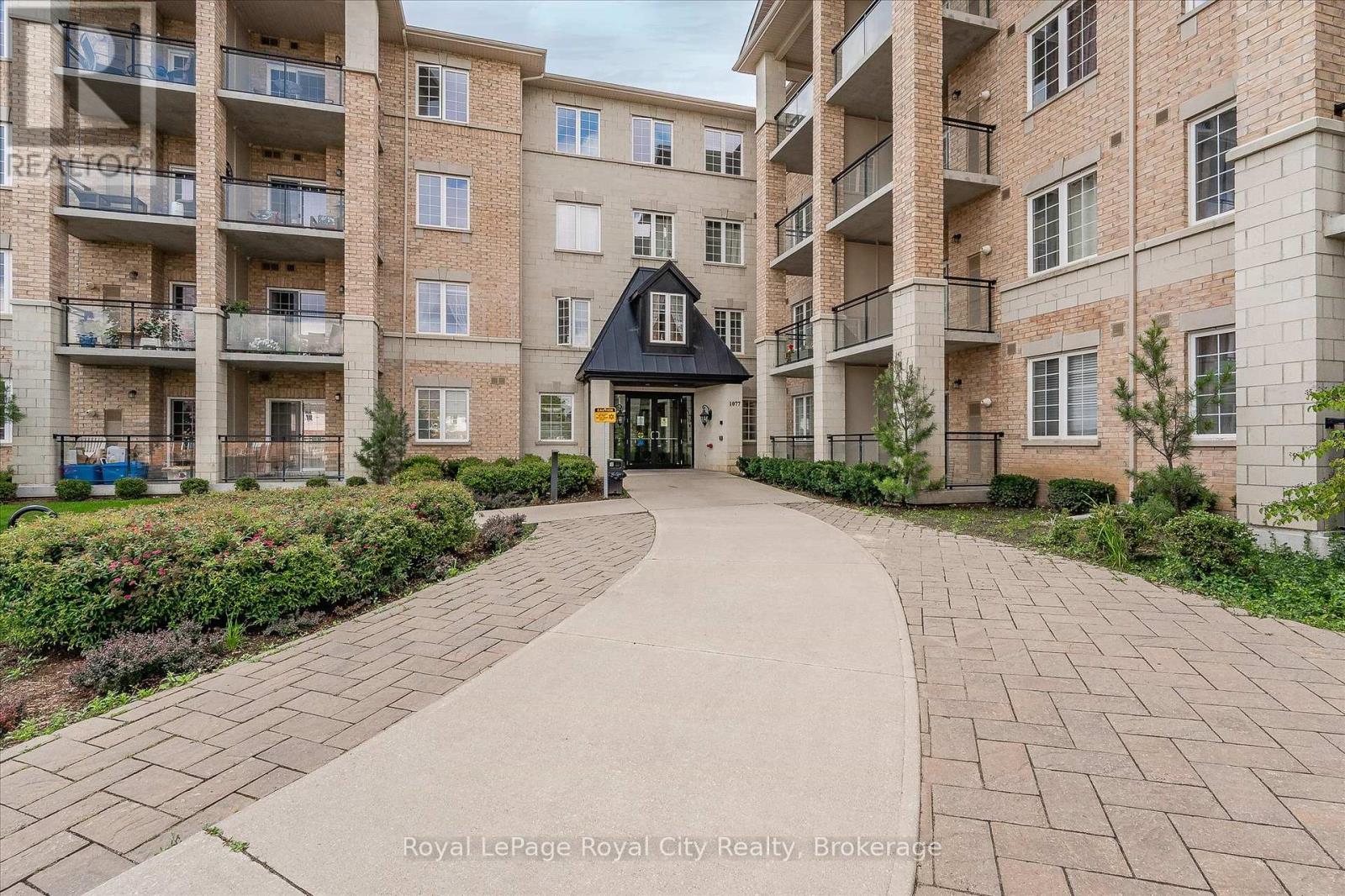 228 - 1077 Gordon Street, Guelph, Ontario  N1G 0E3 - Photo 2 - X12429262