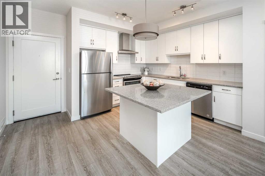 408, 30 Shawnee Common Sw, Calgary, Alberta  T2Y 0R1 - Photo 7 - A2260324