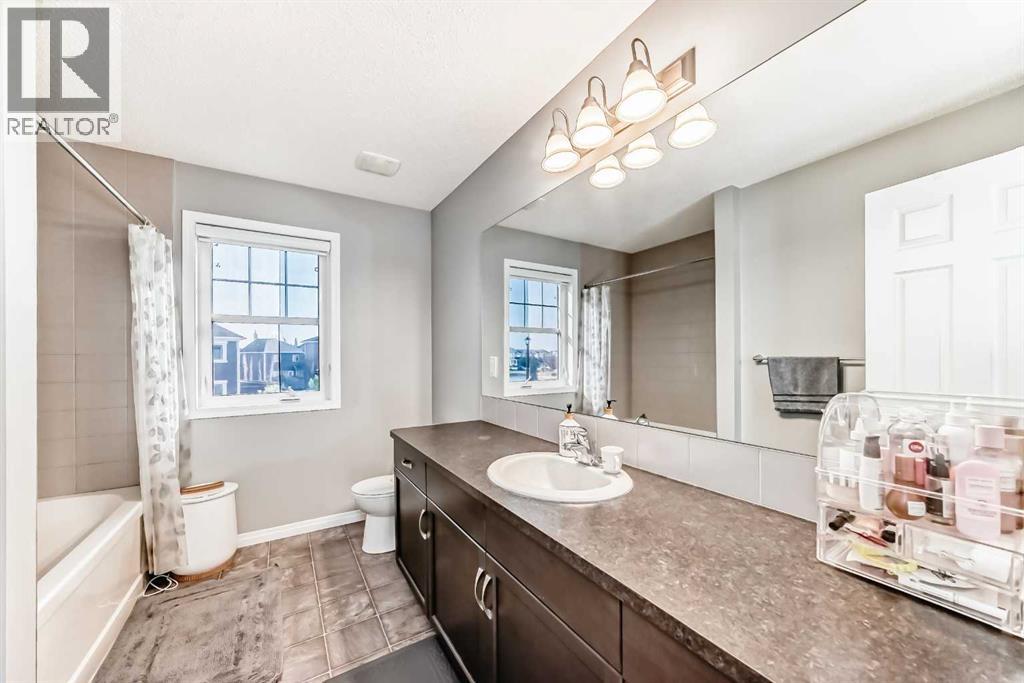 163 Osborne Rise Sw, Airdrie, Alberta  T4B 4A6 - Photo 21 - A2254785