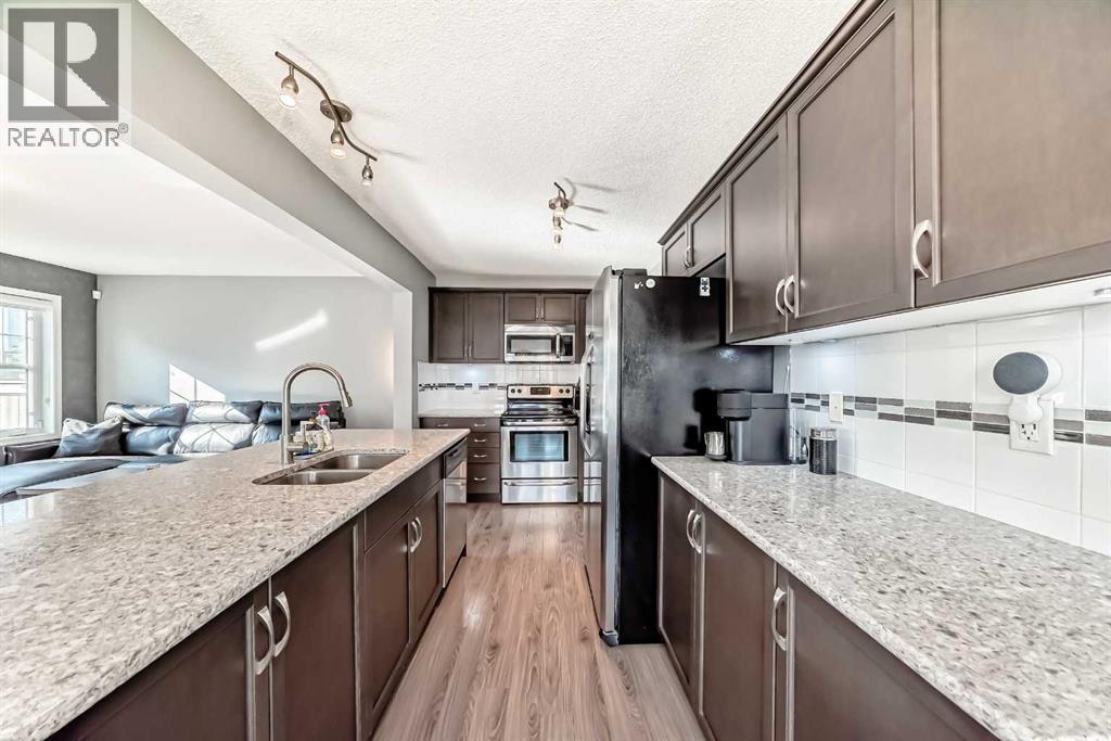 163 Osborne Rise Sw, Airdrie, Alberta  T4B 4A6 - Photo 10 - A2254785