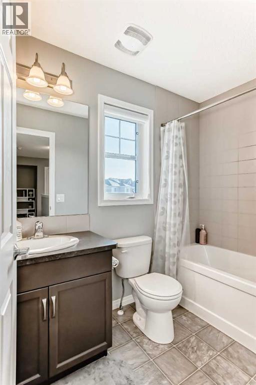 163 Osborne Rise Sw, Airdrie, Alberta  T4B 4A6 - Photo 27 - A2254785