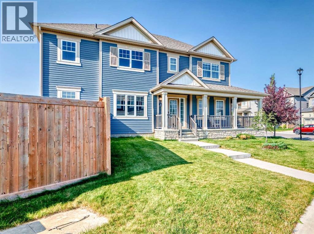 163 Osborne Rise Sw, Airdrie, Alberta  T4B 4A6 - Photo 2 - A2254785