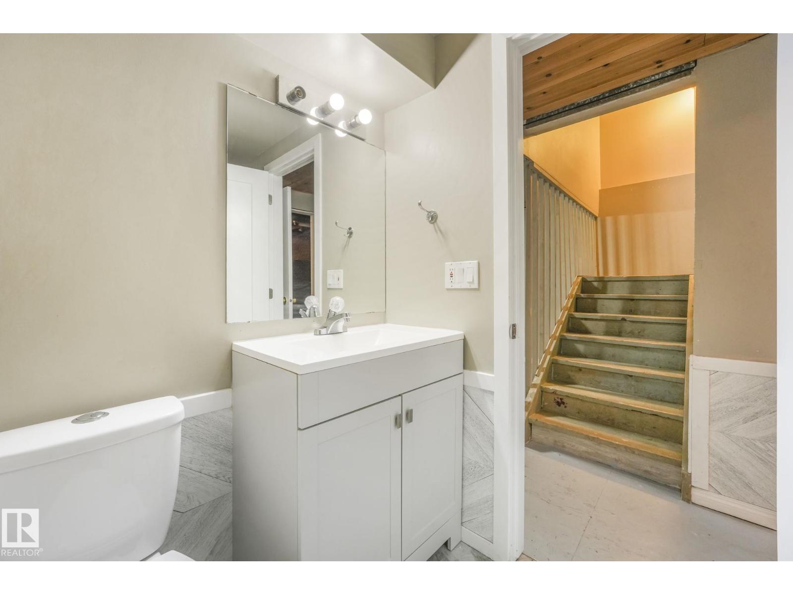 1280 Lakewood Rd W Nw, Edmonton, Alberta  T6K 3P2 - Photo 36 - E4459700