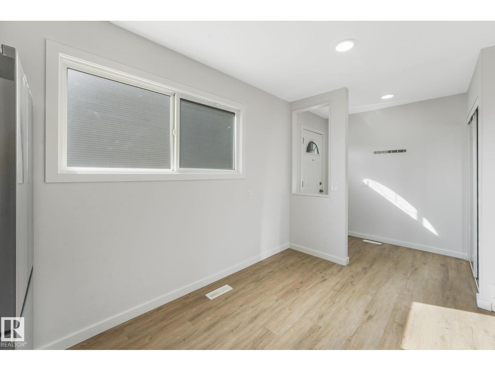 1280 Lakewood Rd W Nw, Edmonton, Alberta  T6K 3P2 - Photo 7 - E4459700