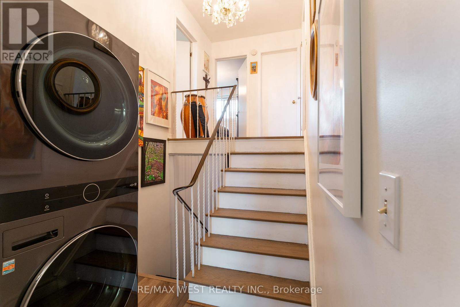 330 Pellatt Avenue, Toronto, Ontario  M9N 3P3 - Photo 18 - W12429094