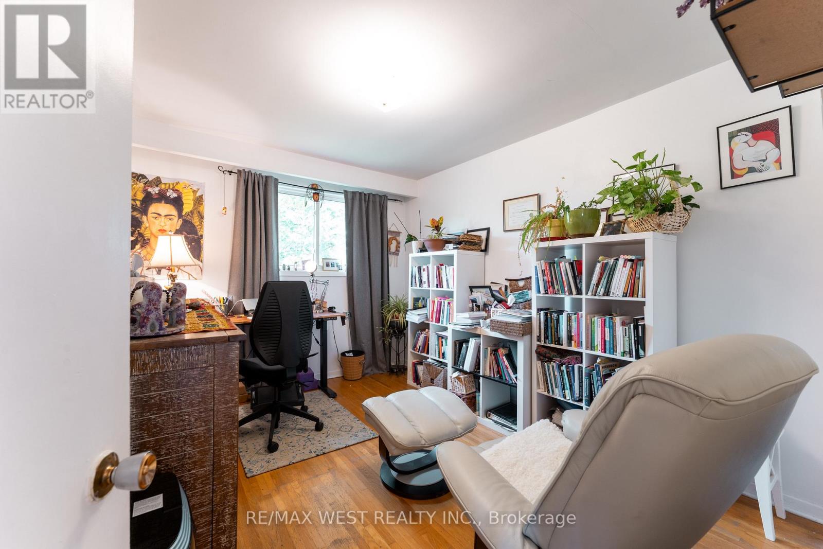 330 Pellatt Avenue, Toronto, Ontario  M9N 3P3 - Photo 25 - W12429094