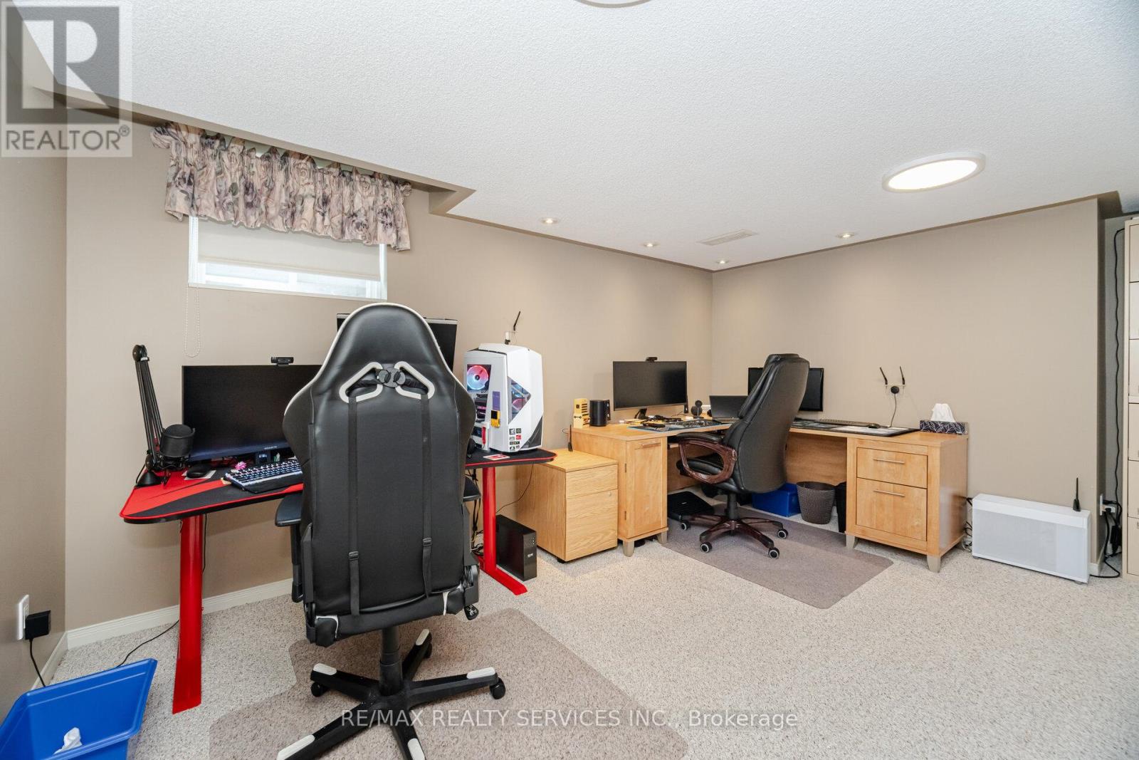 8 Inwood Place, Brampton, Ontario  L6R 1T2 - Photo 30 - W12429103