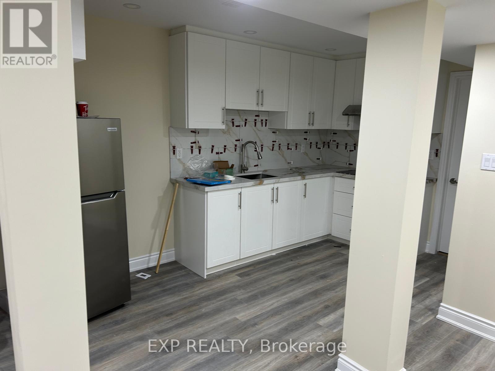 Bsmt - 10 Alicewood Grove, Brampton, Ontario  L6R 0X9 - Photo 3 - W12429114
