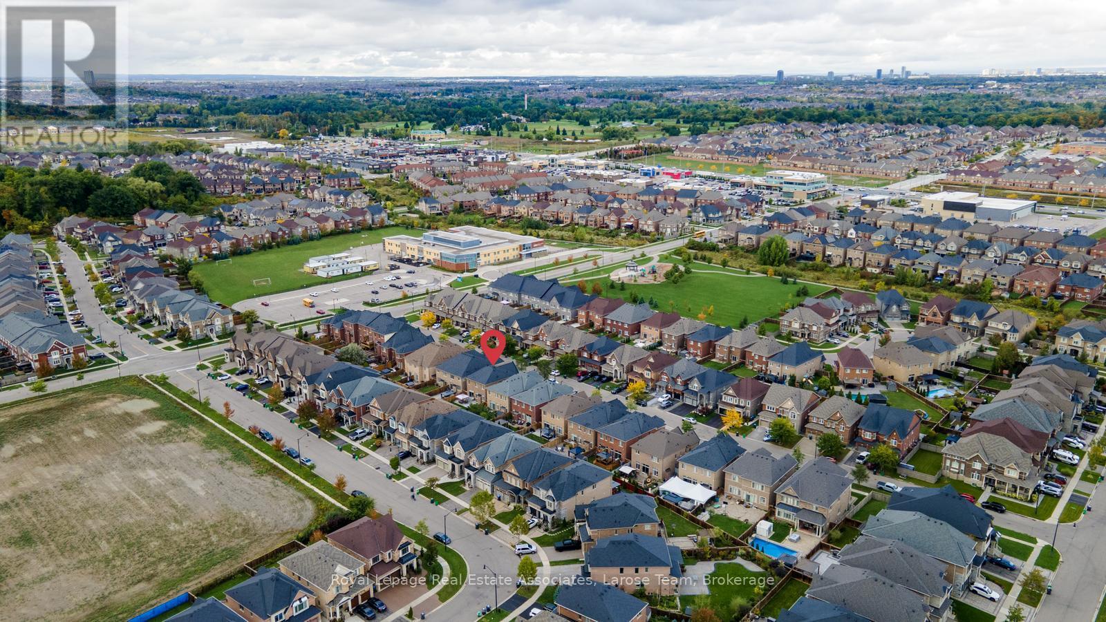 26 Perdita Road, Brampton, Ontario  L6Y 6B3 - Photo 49 - W12429124