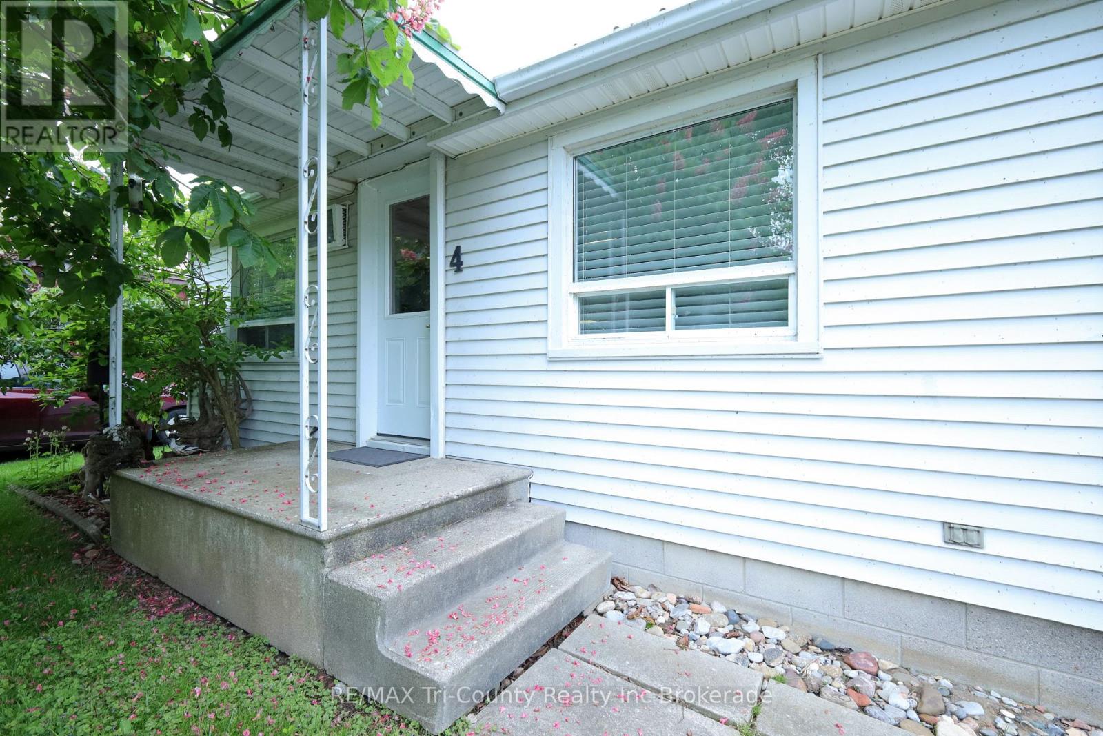 4 Palin Street, Norfolk (Long Point), Ontario  N0E 1M0 - Photo 22 - X12429155