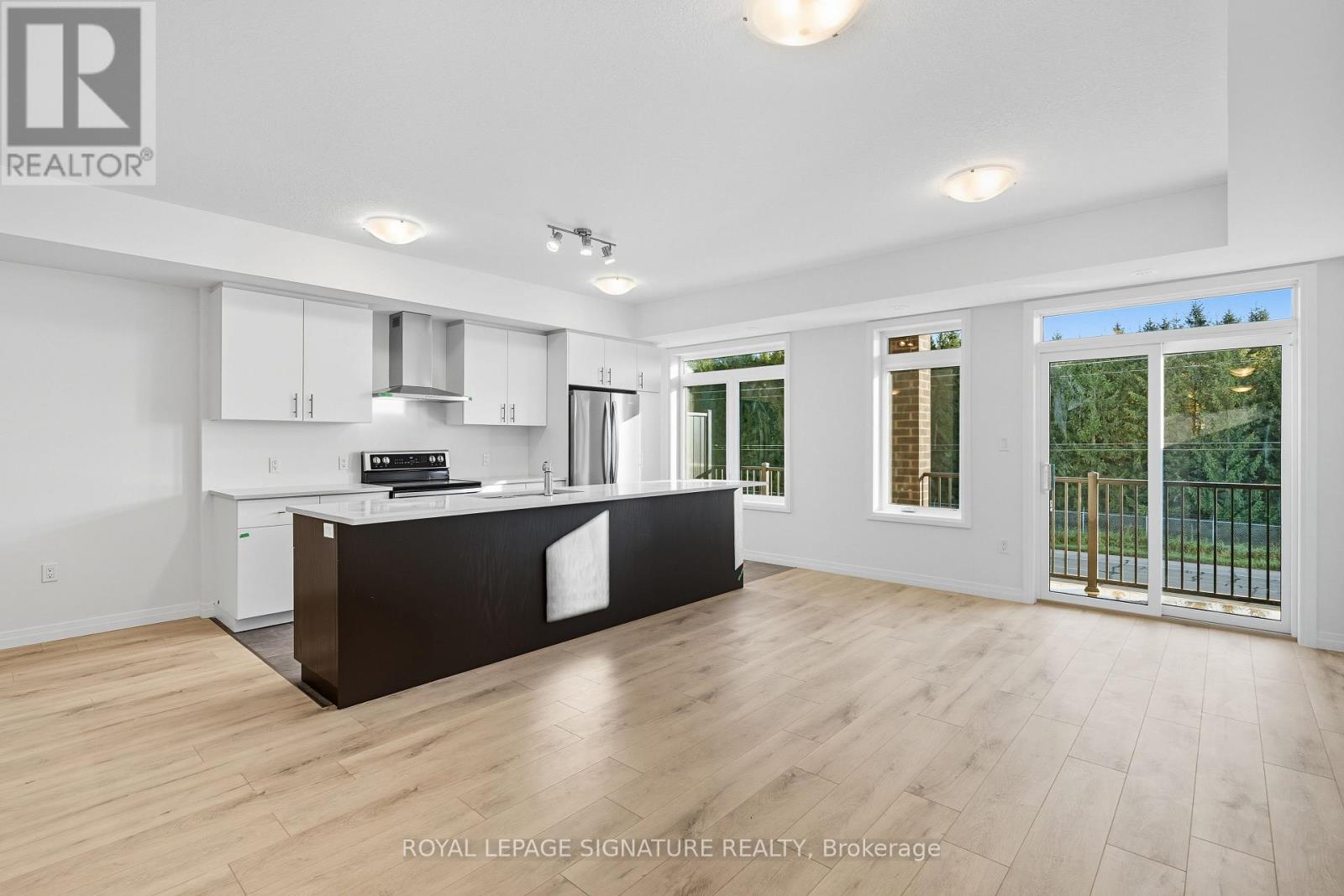 56 - 56 THATCHER DRIVE E, Guelph, Ontario