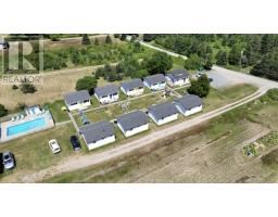 13 Bank Road, Eastport, Newfoundland & Labrador