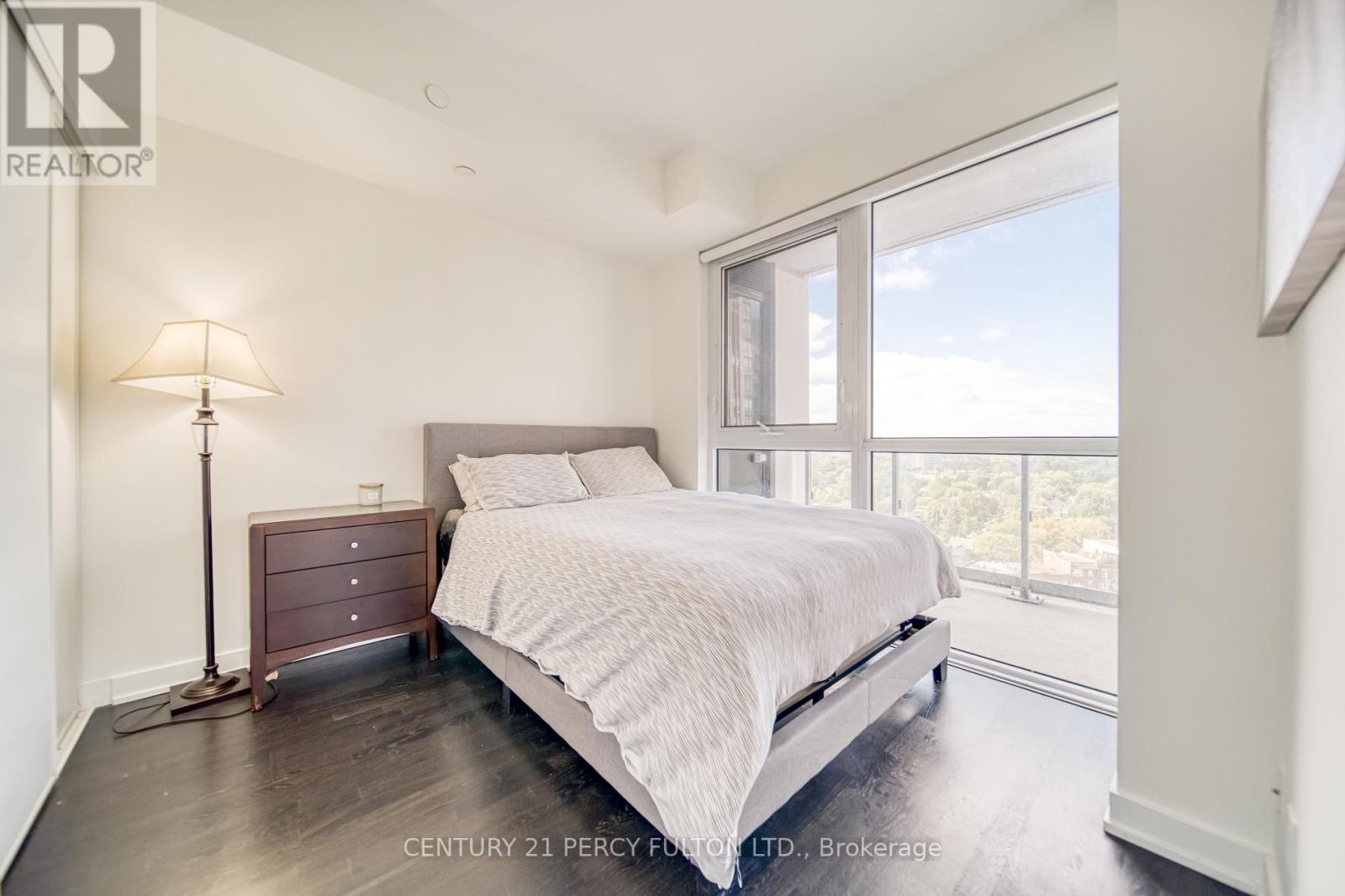 1211 - 501 St. Clair Avenue W, Toronto, Ontario  M5P 0A2 - Photo 12 - C12429177