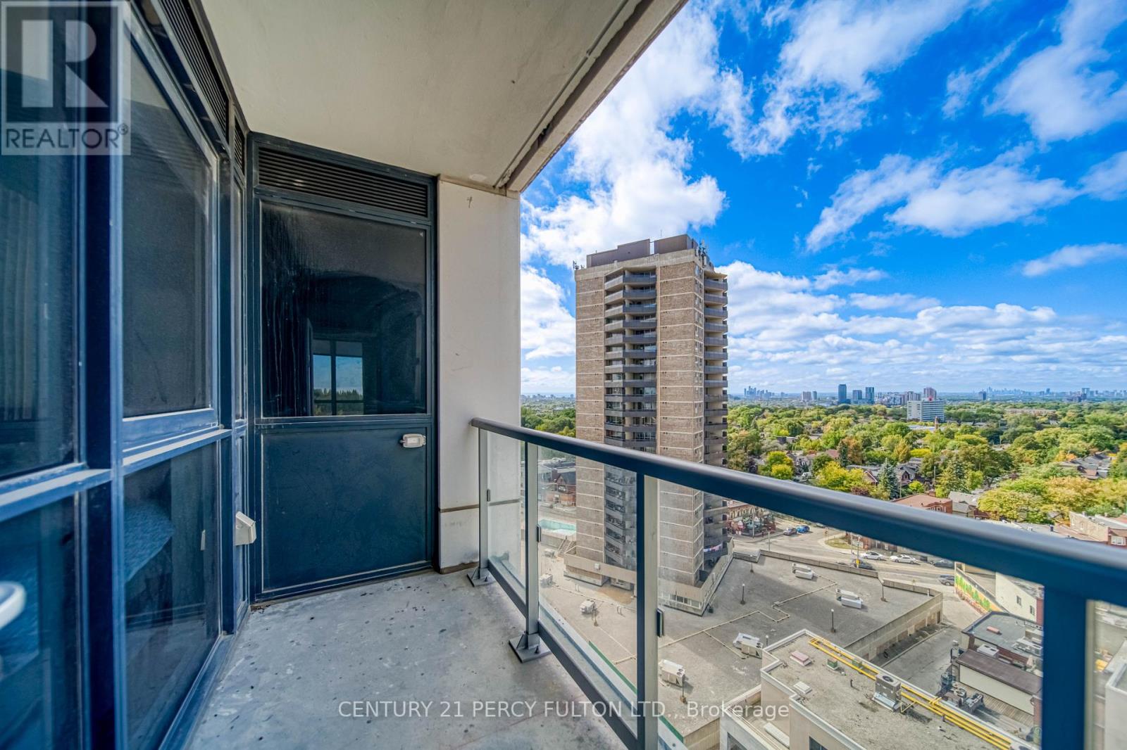 1211 - 501 St. Clair Avenue W, Toronto, Ontario  M5P 0A2 - Photo 20 - C12429177