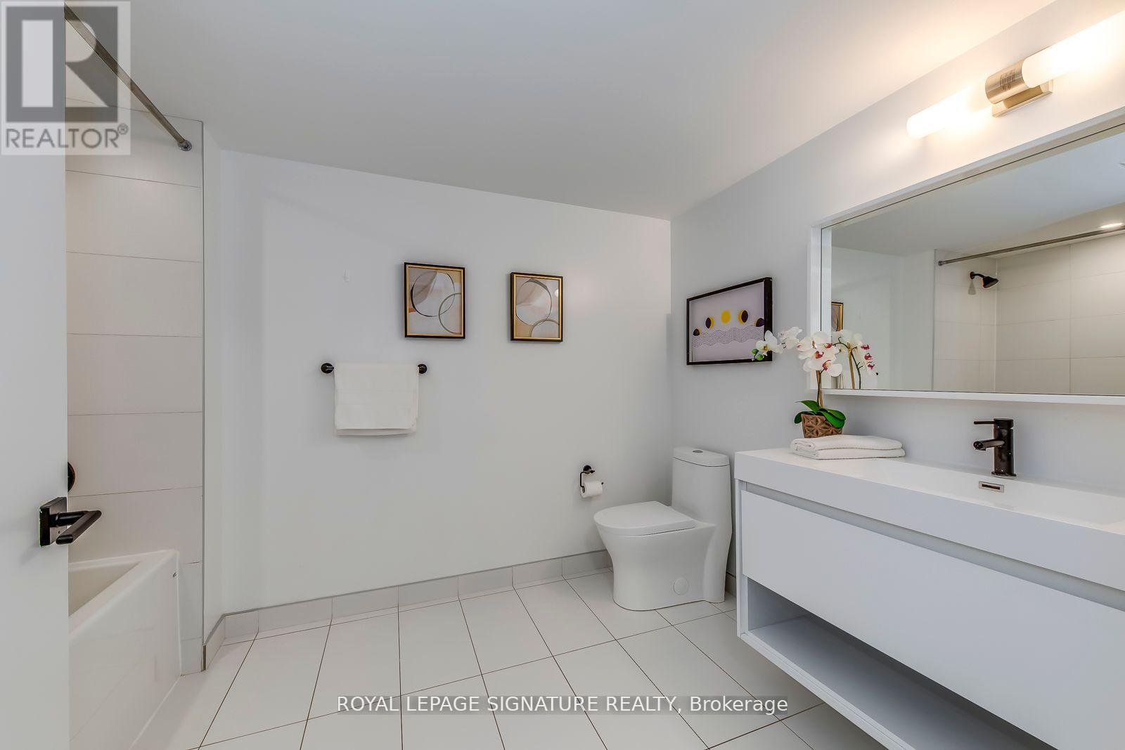 1003 - 2 Augusta Avenue, Toronto, Ontario  M5V 0T3 - Photo 13 - C12429186