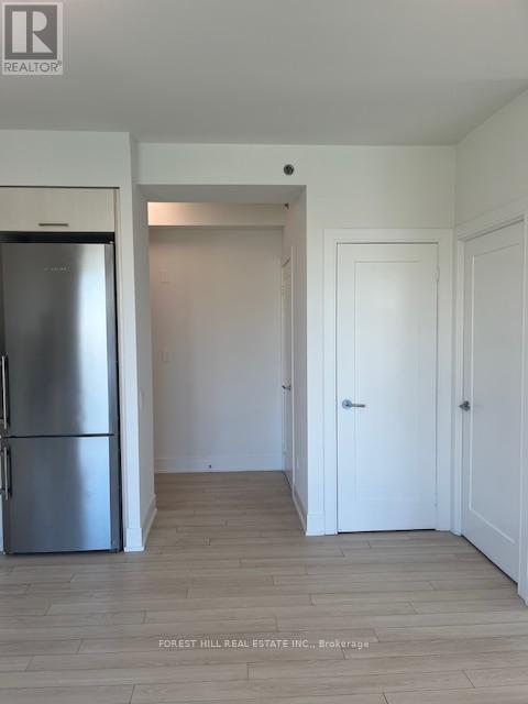 412 - 310 Tweedsmuir Avenue, Toronto, Ontario  M5P 2Y2 - Photo 7 - C12429220