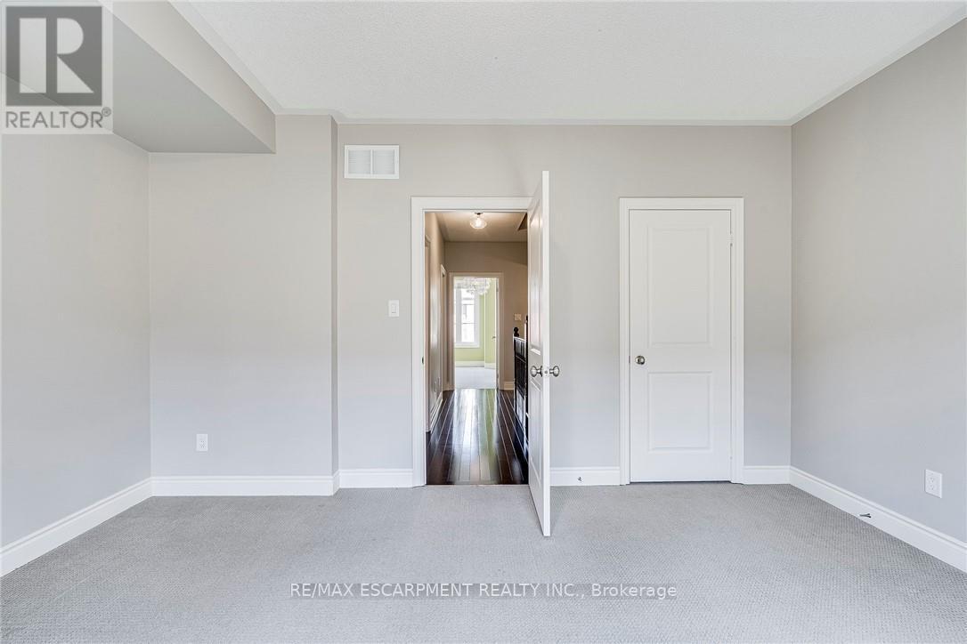 3 Johnson Farm Lane, Toronto, Ontario  M2N 0G6 - Photo 28 - C12429224