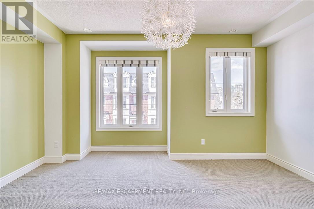 3 Johnson Farm Lane, Toronto, Ontario  M2N 0G6 - Photo 30 - C12429224