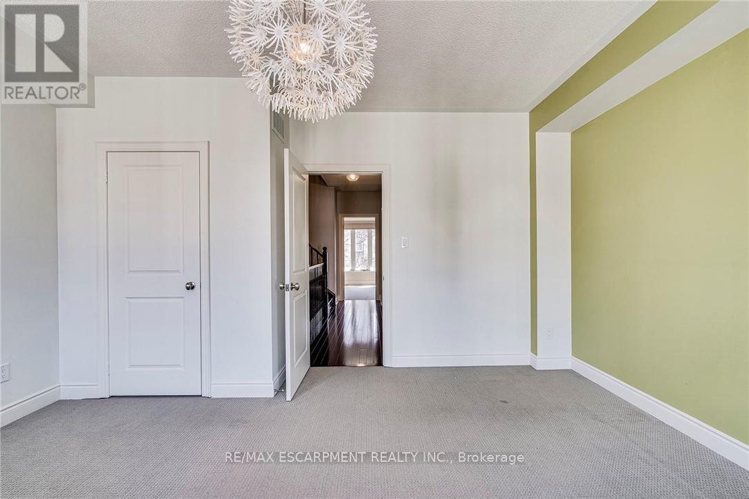 3 Johnson Farm Lane, Toronto, Ontario  M2N 0G6 - Photo 33 - C12429224