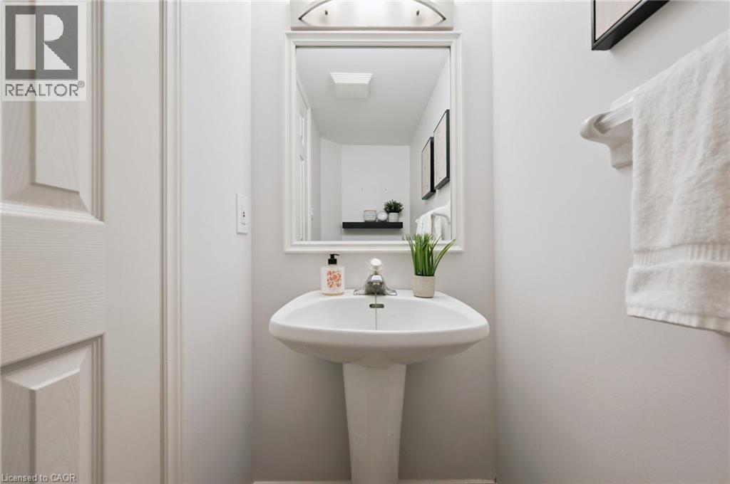 313 Millburn Boulevard, Fergus, Ontario  N1M 3S3 - Photo 12 - 40773574