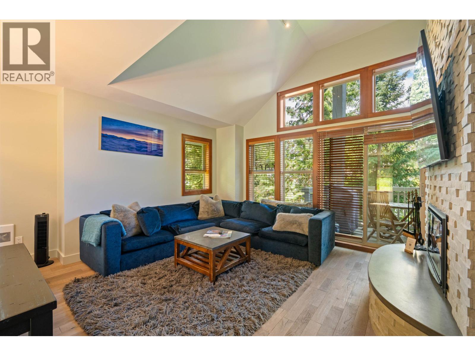4 4661 BLACKCOMB WAY, Whistler, British Columbia
