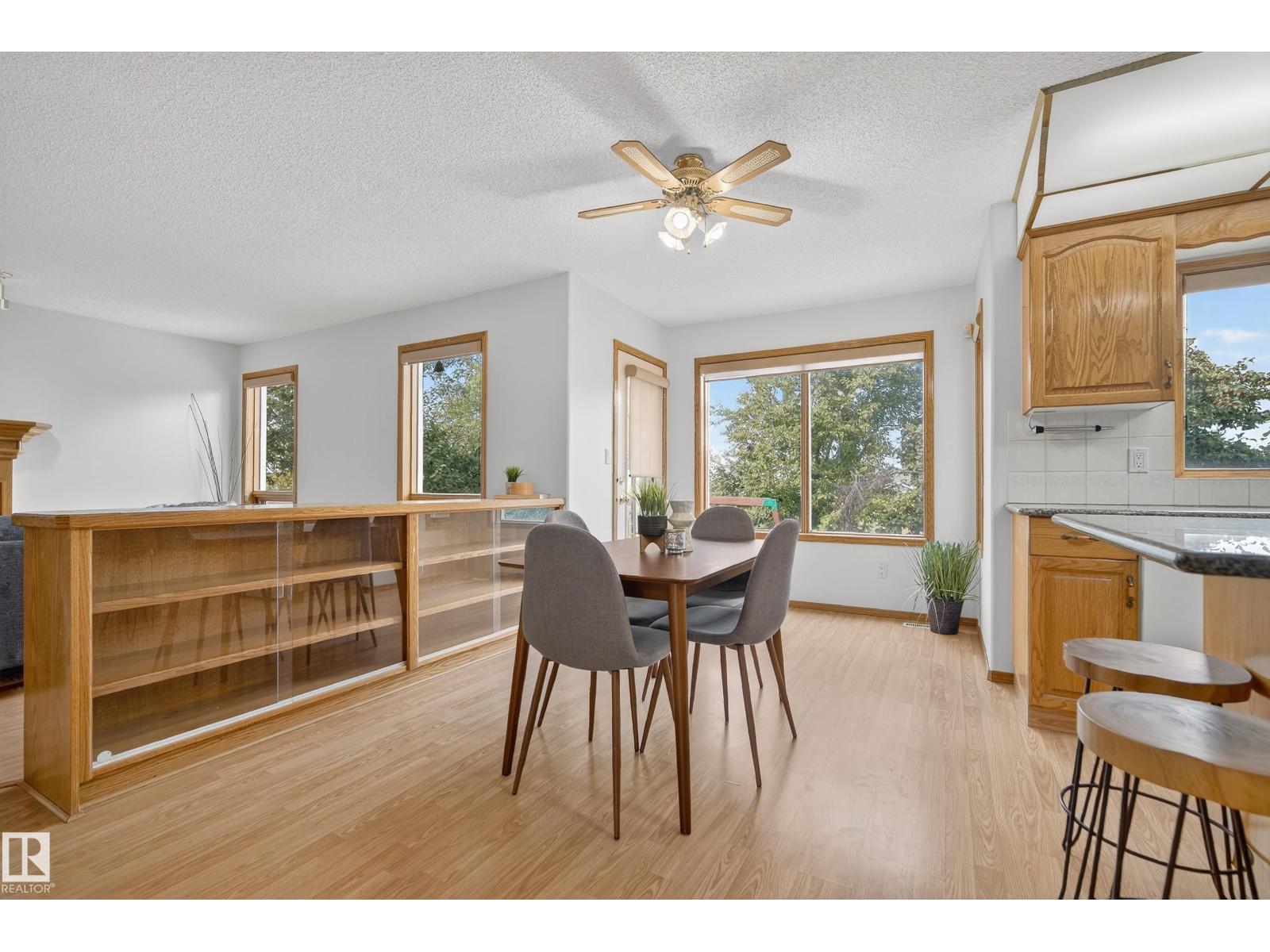 917 Ormsby Wd Nw, Edmonton, Alberta  T5T 6A9 - Photo 12 - E4459705