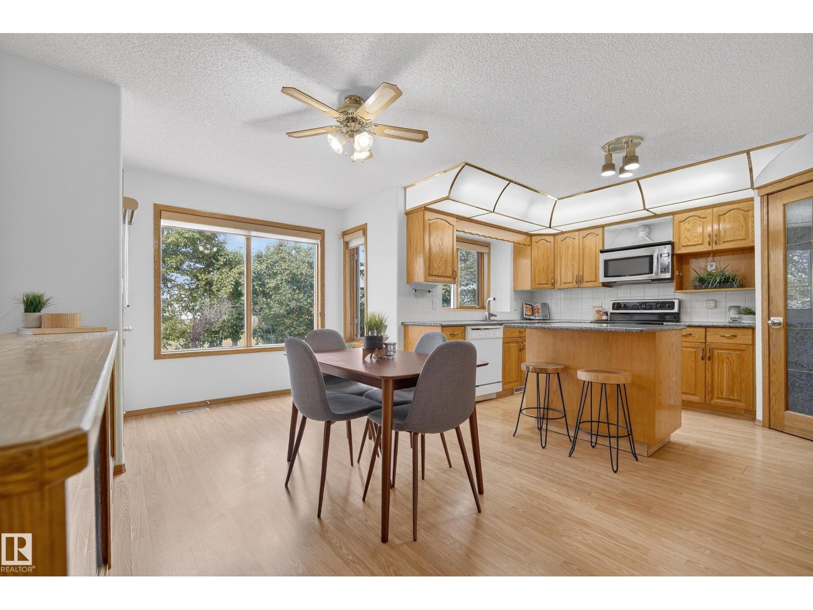 917 Ormsby Wd Nw, Edmonton, Alberta  T5T 6A9 - Photo 13 - E4459705