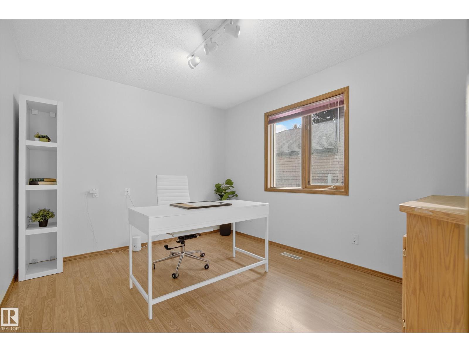 917 Ormsby Wd Nw, Edmonton, Alberta  T5T 6A9 - Photo 22 - E4459705