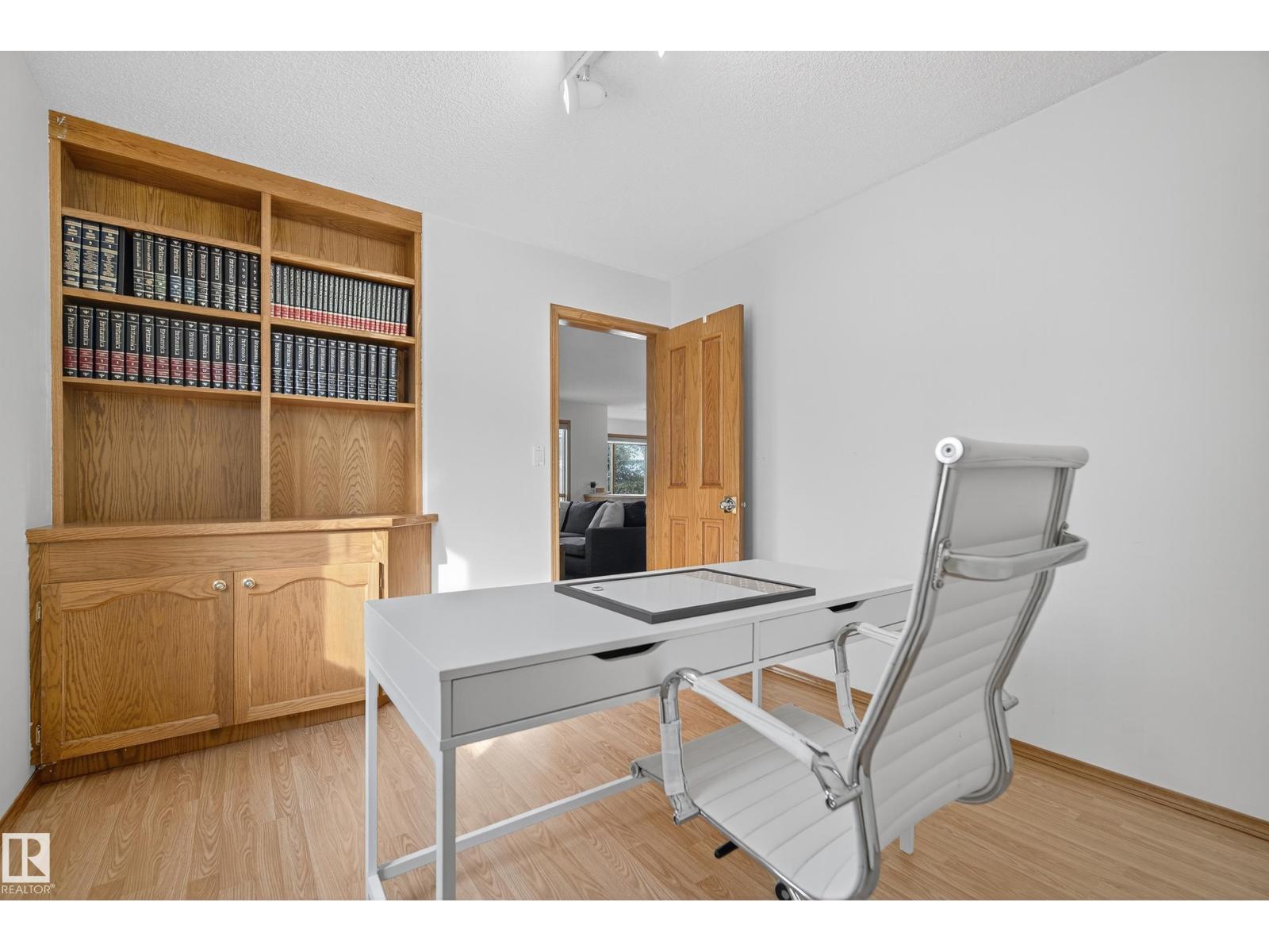 917 Ormsby Wd Nw, Edmonton, Alberta  T5T 6A9 - Photo 23 - E4459705