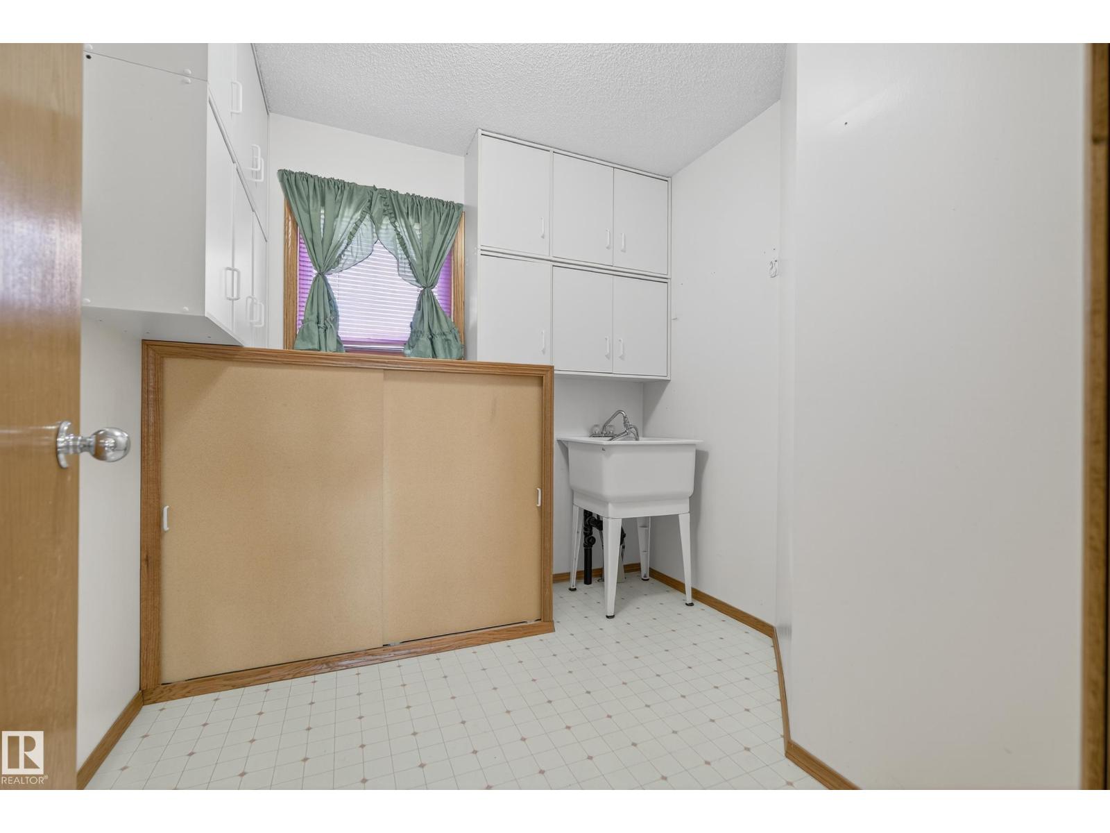 917 Ormsby Wd Nw, Edmonton, Alberta  T5T 6A9 - Photo 37 - E4459705