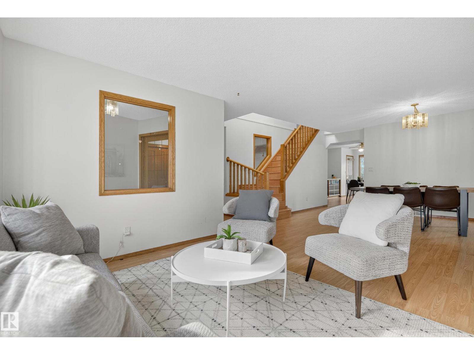 917 Ormsby Wd Nw, Edmonton, Alberta  T5T 6A9 - Photo 9 - E4459705