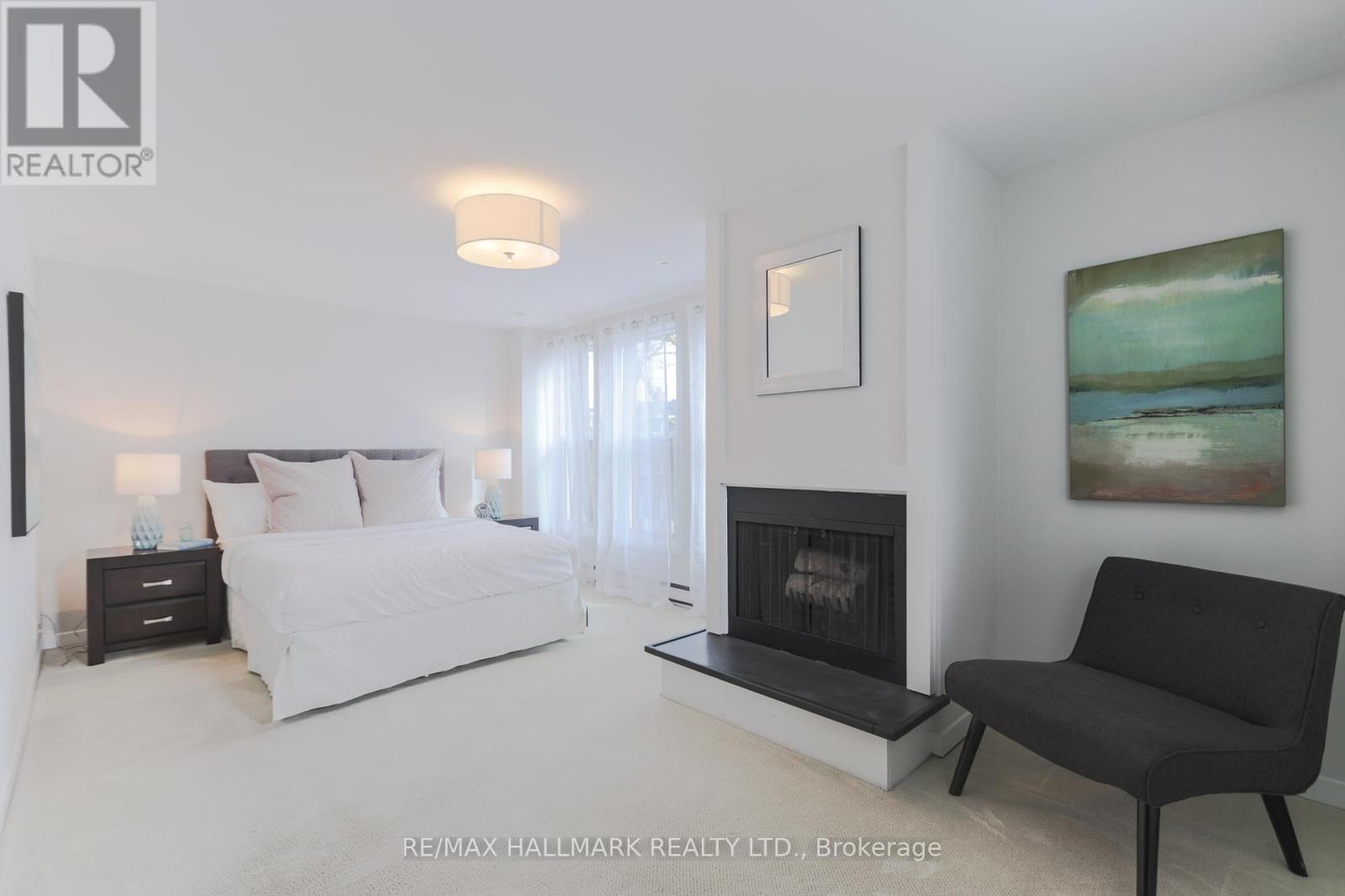 451 Broadview Avenue, Toronto, Ontario  M4K 2N3 - Photo 17 - E12429234