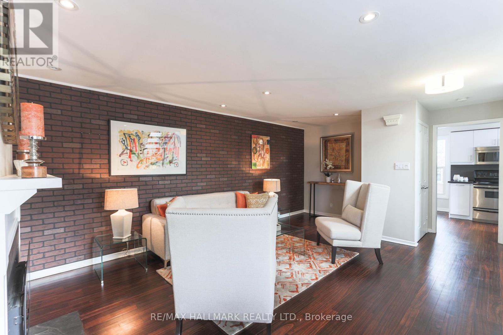 451 Broadview Avenue, Toronto, Ontario  M4K 2N3 - Photo 7 - E12429234