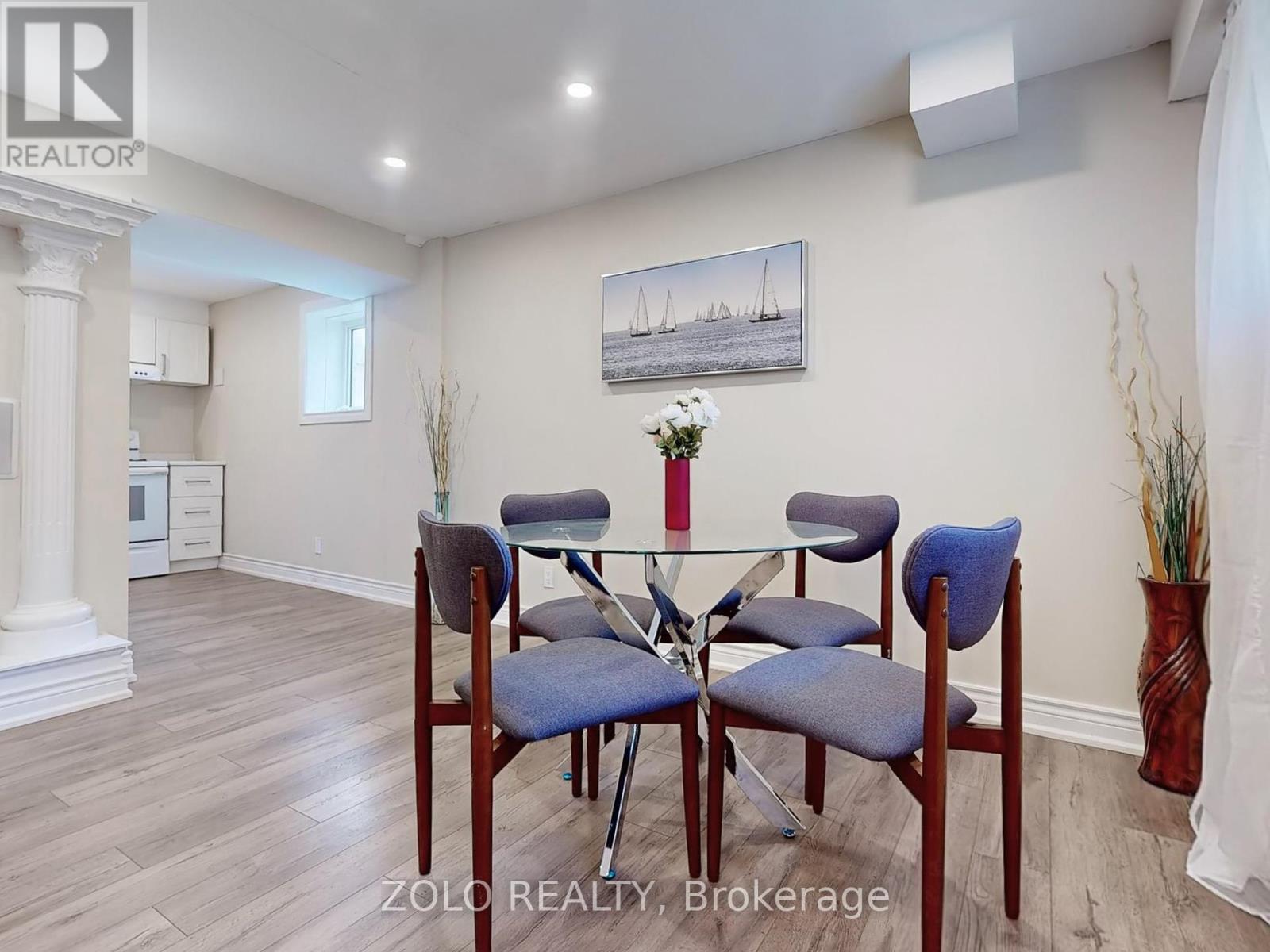 42 Foxberry Road, East Gwillimbury, Ontario  L9N 0P6 - Photo 33 - N12429209